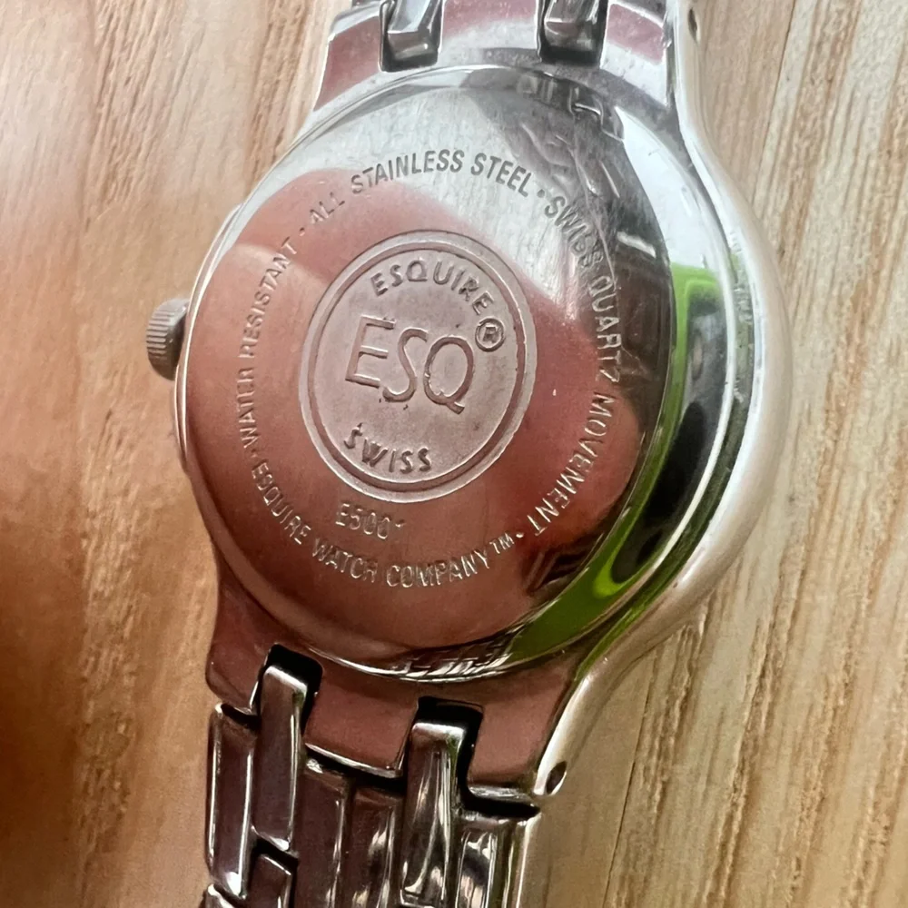 ESQ by Movado ladies silver tone classic dress watch NEW BATTERY